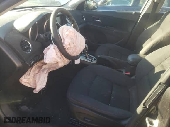 ✅ 2016 Chevrolet Cruze LT • VIN: 1G1PE5SB0G7157419 • Lot: 70264382. Wystawiony na Copart z przebiegiem 116 393 mil mil. Skorzystaj z bezpłatnego archiwum sprzedaży aukcyjnych z USA i zobacz szczegółowy raport historii pojazdu na DreamBid. Zdjęcie 7.