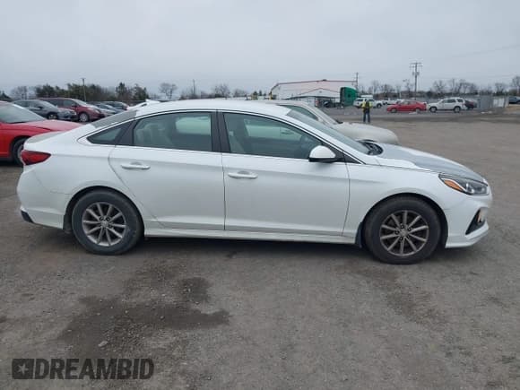 ✅ 2018 Hyundai Sonata SE • VIN: 5NPE24AF0JH679119 • Лот: 43887617. Опубликован ранее на IAAI с пробегом 206 477 миль. Бесплатный доступ к архиву аукционных продаж из США и подробный отчёт об истории автомобиля на DreamBid. Изображение 13.