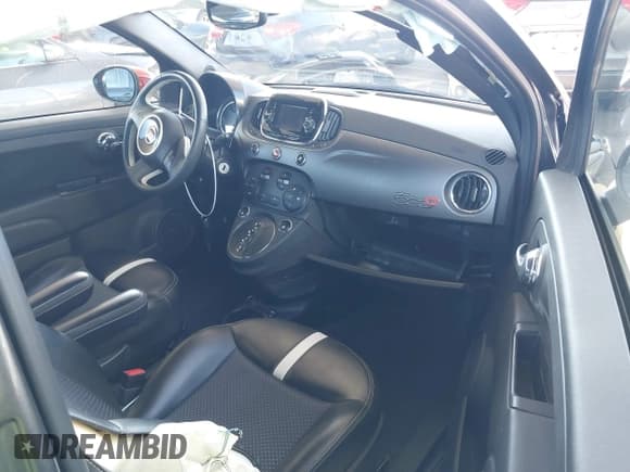 ✅ 2018 FIAT 500e • VIN: 3C3CFFGE7JT377434 • Лот: 41670411. Опубликован ранее на IAAI с пробегом 30 593 миль. Бесплатный доступ к архиву аукционных продаж из США и подробный отчёт об истории автомобиля на DreamBid. Изображение 5.