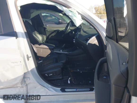 ✅ 2019 BMW X3 M40i • VIN: 5UXTS3C55K0Z04959 • Lot: 43502575. Listed on IAAI with 92,503 mi. Free auction sales archive from the USA and detailed vehicle history report at DreamBid. Image 5.