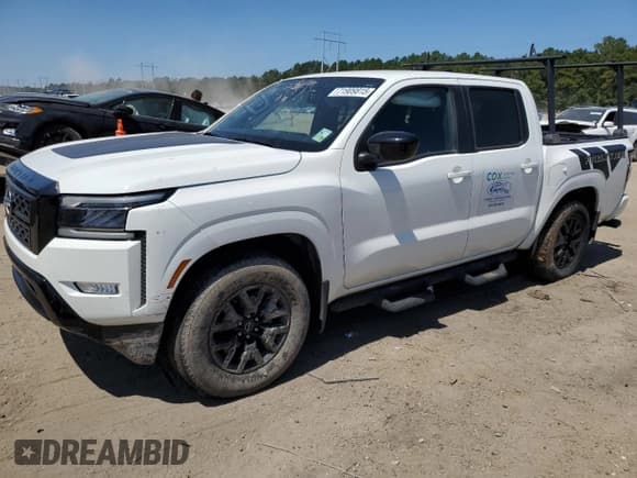 ✅ 2023 Nissan Frontier SV • VIN: 1N6ED1EJ6PN666727 • Лот: 71909815. Опубликован ранее на Copart с пробегом 48 879 миль. Бесплатный доступ к архиву аукционных продаж из США и подробный отчёт об истории автомобиля на DreamBid. Изображение 1.