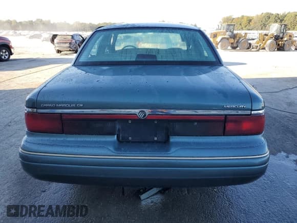 ✅ 1995 Mercury Grand Marquis GS • VIN: 2MELM74W9SX619093 • Лот: 77165674. Опубликован ранее на Copart с пробегом 139 179 миль. Бесплатный доступ к архиву аукционных продаж из США и подробный отчёт об истории автомобиля на DreamBid. Изображение 6.