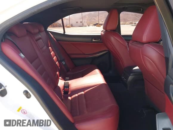 ✅ 2017 Lexus IS 200t • VIN: JTHBA1D23H5053960 • Lot: 42876263. Wystawiony na IAAI z przebiegiem 146 850 mil. Bezpłatny archiwum sprzedaży aukcyjnych z USA i szczegółowy raport historii pojazdu na DreamBid. Zdjęcie 8.