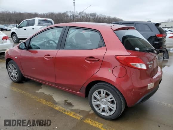 ✅ 2014 Mazda 2 Sport • VIN: JM1DE1KY7E0177518 • Lot: 85895094. Wystawiony na Copart z przebiegiem 107 486 mil. Bezpłatny archiwum sprzedaży aukcyjnych z USA i szczegółowy raport historii pojazdu na DreamBid. Zdjęcie 2.
