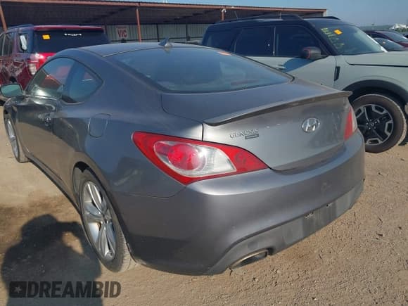 ✅ 2011 Hyundai Genesis Coupe • VIN: KMHHT6KD0BU063278 • Лот: 43204544. Опубликован ранее на IAAI с пробегом 127 966 миль. Бесплатный доступ к архиву аукционных продаж из США и подробный отчёт об истории автомобиля на DreamBid. Изображение 3.