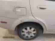 2005 Chevrolet Aveo SVM z VIN KL1TD52625B376542, wystawiony jako IAAI lot #41076894 z przebiegiem 197 578 mil mil oraz . Historia ofert i sprzedaży dostępna na DreamBid. Obrazek 6.