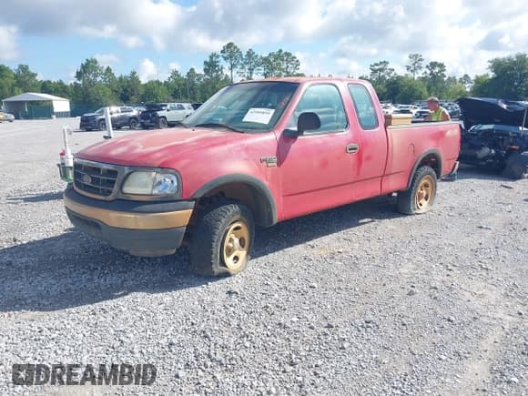 ✅ 2001 Ford F-150 XL • VIN: 1FTRX18W21NA89561 • Lot: 42505859. Listed on IAAI with Not provided. Free auction sales archive from the USA and detailed vehicle history report at DreamBid. Image 2.