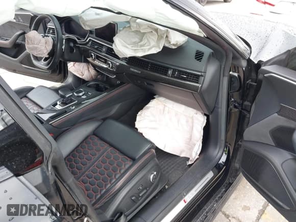 ✅ 2019 Audi RS 5 Sportback • VIN: WUABWCF56KA901417 • Lot: 41731960. Listed on IAAI with 35,510 mi. Free auction sales archive from the USA and detailed vehicle history report at DreamBid. Image 5.