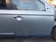 ✅ 2018 Mitsubishi Outlander ES • VIN: JA4AD2A31JJ000284 • Lot: 43637179. Listed on IAAI with 226,729 mi. Free auction sales archive from the USA and detailed vehicle history report at DreamBid. Image 19.