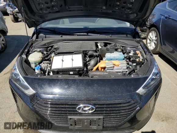 2019 Hyundai Ioniq Blue с VIN KMHC65LC1KU166517, выставлен на аукционе Copart как лот 67802284 с пробегом 150 620 миль миль и Списание • Salvage title. История ставок и продаж доступна на DreamBid. Изображение 11.