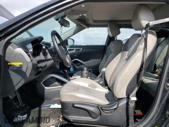 ✅ 2013 Hyundai Veloster w/Gray Int • VIN: KMHTC6AD7DU090394 • Lot: 80449854. Wystawiony na Copart z przebiegiem Nie podano. Bezpłatny archiwum sprzedaży aukcyjnych z USA i szczegółowy raport historii pojazdu na DreamBid. Zdjęcie 7.