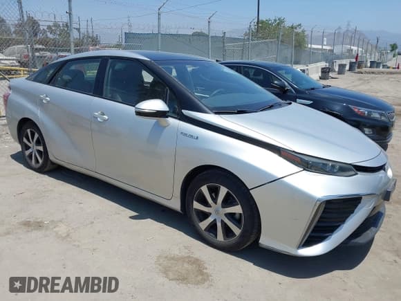 ✅ 2016 Toyota Mirai • VIN: JTDBVRBD6GA000331 • Лот: 42620405. Опубликован ранее на IAAI с пробегом 77 821 миль. Бесплатный доступ к архиву аукционных продаж из США и подробный отчёт об истории автомобиля на DreamBid. Изображение 1.