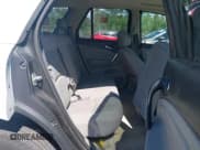 ✅ 2006 Saturn VUE • VIN: 5GZCZ33D66S871113 • Lot: 42264608. Wystawiony na IAAI z przebiegiem 147 000 mil. Bezpłatny archiwum sprzedaży aukcyjnych z USA i szczegółowy raport historii pojazdu na DreamBid. Zdjęcie 8.