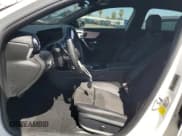 ✅ 2020 Mercedes-Benz A 220 • VIN: W1K3G4EB5LJ220085 • Lot: 52803885. Wystawiony na Copart z przebiegiem 58 501 mil. Bezpłatny archiwum sprzedaży aukcyjnych z USA i szczegółowy raport historii pojazdu na DreamBid. Zdjęcie 7.