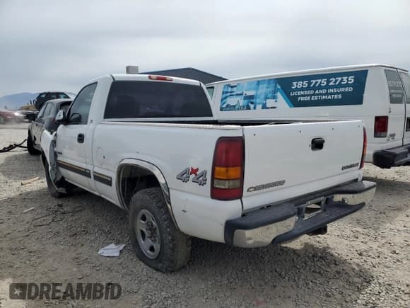 ✅ 2000 Chevrolet Silverado 1500 • VIN: 1GCEK14WXYZ217423 • Lot: 81529985. Listed on Copart with Not provided. Free auction sales archive from the USA and detailed vehicle history report at DreamBid. Image 2.