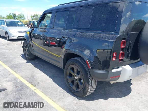 ✅ 2025 Land Rover Defender S • VIN: SALEJ7EX6S2396663 • Лот: 42489153. Опубликован ранее на IAAI с пробегом 6 672 миль. Бесплатный доступ к архиву аукционных продаж из США и подробный отчёт об истории автомобиля на DreamBid. Изображение 3.