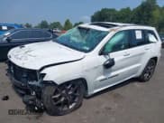 ✅ 2020 Jeep Grand Cherokee Limited • VIN: 1C4RJFBG6LC313722 • Lot: 42850417. Wystawiony na IAAI z przebiegiem 64 186 mil. Bezpłatny archiwum sprzedaży aukcyjnych z USA i szczegółowy raport historii pojazdu na DreamBid. Zdjęcie 17.