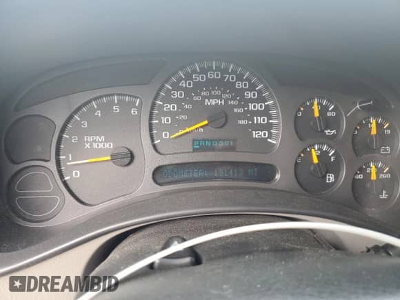 ✅ 2004 Chevrolet Silverado 1500 LS • VIN: 2GCEC13T341336986 • Лот: 61669095. Опубликован ранее на Copart с пробегом 191 413 миль. Бесплатный доступ к архиву аукционных продаж из США и подробный отчёт об истории автомобиля на DreamBid. Изображение 9.