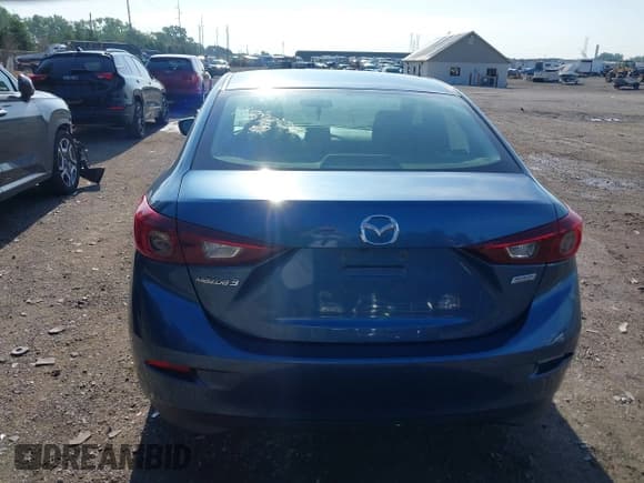 ✅ 2017 Mazda 3 Sport • VIN: 3MZBN1U77HM134209 • Lot: 42562018. Wystawiony na IAAI z przebiegiem 136 971 mil. Bezpłatny archiwum sprzedaży aukcyjnych z USA i szczegółowy raport historii pojazdu na DreamBid. Zdjęcie 16.