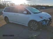 ✅ 2019 Toyota Sienna XLE • VIN: 5TDDZ3DC2KS227493 • Lot: 93418755. Listed on Copart with 84,536 mi. Free auction sales archive from the USA and detailed vehicle history report at DreamBid. Image 4.