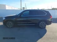 ✅ 2015 BMW X5 xDrive35d • VIN: 5UXKS4C5XF0N11689 • Lot: 43820648. Wystawiony na IAAI z przebiegiem 134 815 mil. Bezpłatny archiwum sprzedaży aukcyjnych z USA i szczegółowy raport historii pojazdu na DreamBid. Zdjęcie 14.