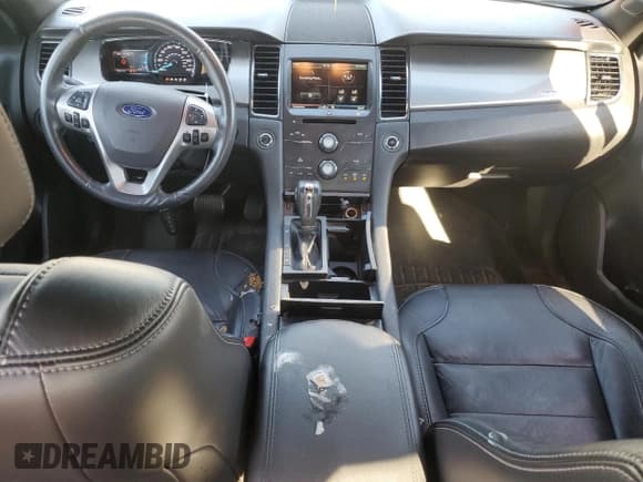 ✅ 2015 Ford Taurus SEL • VIN: 1FAHP2E83FG192108 • Lot: 82410495. Wystawiony na Copart z przebiegiem 73 912 mil. Bezpłatny archiwum sprzedaży aukcyjnych z USA i szczegółowy raport historii pojazdu na DreamBid. Zdjęcie 8.