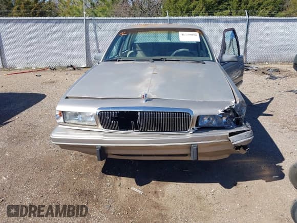 ✅ 1996 Buick Century Special SJ • VIN: 1G4AG55M8T6412611 • Lot: 41729090. Wystawiony na IAAI z przebiegiem 208 647 mil. Bezpłatny archiwum sprzedaży aukcyjnych z USA i szczegółowy raport historii pojazdu na DreamBid. Zdjęcie 6.