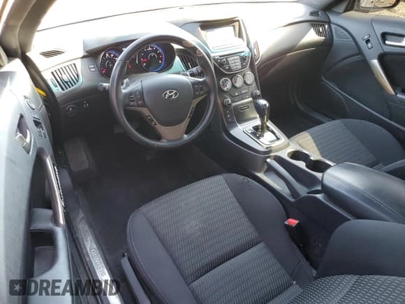 ✅ 2013 Hyundai Genesis Coupe 2.0T • VIN: KMHHT6KD8DU096239 • Lot: 49324175. Wystawiony na Copart z przebiegiem 55 806 mil. Bezpłatny archiwum sprzedaży aukcyjnych z USA i szczegółowy raport historii pojazdu na DreamBid. Zdjęcie 8.