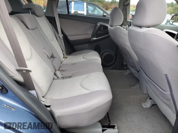 ✅ 2008 Toyota RAV4 • VIN: JTMBK33V185062226 • Лот: 89665445. Опубликован ранее на Copart с пробегом 178 173 миль. Бесплатный доступ к архиву аукционных продаж из США и подробный отчёт об истории автомобиля на DreamBid. Изображение 10.