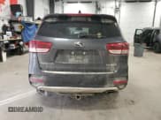 ✅ 2017 Kia Sorento SXL • VIN: 5XYPKDA12HG329666 • Lot: 86306145. Wystawiony na Copart z przebiegiem 101 484 mil. Bezpłatny archiwum sprzedaży aukcyjnych z USA i szczegółowy raport historii pojazdu na DreamBid. Zdjęcie 6.