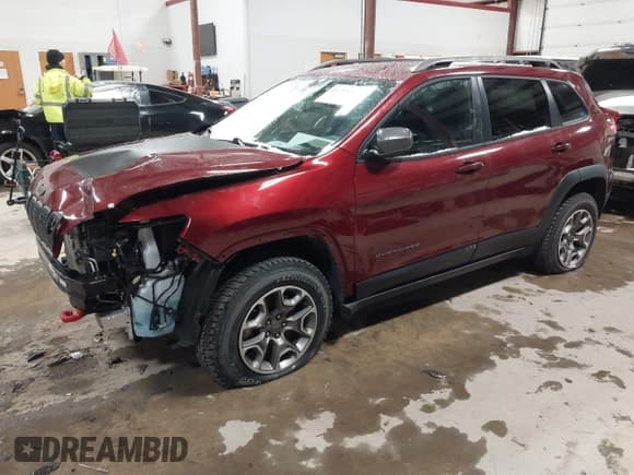 ✅ 2020 Jeep Cherokee Trailhawk • VIN: 1C4PJMBX2LD613814 • Lot: 41253162. Listed on IAAI with 55,002 mi. Free auction sales archive from the USA and detailed vehicle history report at DreamBid. Image 21.