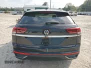 ✅ 2021 Volkswagen Atlas S • VIN: 1V2AC2CA4MC219560 • Lot: 53805685. Listed on Copart with 73,140 mi. Free auction sales archive from the USA and detailed vehicle history report at DreamBid. Image 6.