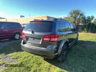 ✅ 2018 Dodge Journey SE • VIN: 3C4PDCABXJT183528 • Lot: 86530795. Wystawiony na Copart z przebiegiem 87 113 mil. Bezpłatny archiwum sprzedaży aukcyjnych z USA i szczegółowy raport historii pojazdu na DreamBid. Zdjęcie 4.