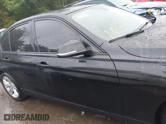 ✅ 2016 BMW 3 Series 328i xDrive • VIN: WBA8E3G59GNU03573 • Lot: 43174032. Listed on IAAI with 59,916 mi. Free auction sales archive from the USA and detailed vehicle history report at DreamBid. Image 13.