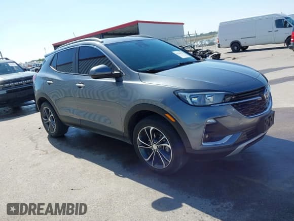 ✅ 2022 Buick Encore GX Select • VIN: KL4MMDSL0NB066798 • Lot: 43324315. Wystawiony na IAAI z przebiegiem 55 238 mil. Bezpłatny archiwum sprzedaży aukcyjnych z USA i szczegółowy raport historii pojazdu na DreamBid. Zdjęcie 1.