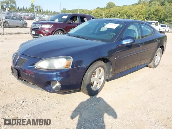 ✅ 2007 Pontiac Grand Prix • VIN: 2G2WP552071155941 • Lot: 43203487. Wystawiony na IAAI z przebiegiem 121 385 mil. Bezpłatny archiwum sprzedaży aukcyjnych z USA i szczegółowy raport historii pojazdu na DreamBid. Zdjęcie 2.