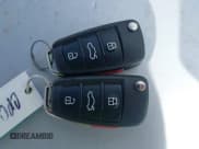 ✅ 2020 Audi Q3 S line Premium • VIN: WA1DECF3XL1088814 • Lot: 43384944. Wystawiony na IAAI z przebiegiem 85 429 mil. Bezpłatny archiwum sprzedaży aukcyjnych z USA i szczegółowy raport historii pojazdu na DreamBid. Zdjęcie 11.