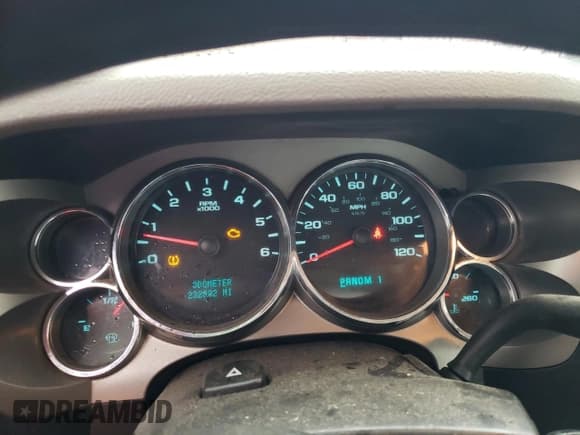 ✅ 2009 Chevrolet Silverado 2500HD Work Truck • VIN: 1GCHC49KX9E109927 • Лот: 69911595. Опубликован ранее на Copart с пробегом 232 092 миль. Бесплатный доступ к архиву аукционных продаж из США и подробный отчёт об истории автомобиля на DreamBid. Изображение 9.