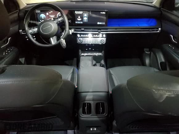 ✅ 2025 Hyundai Tucson SEL Convenience • VIN: KM8JCDD18SU343040 • Lot: 91242225. Listed on Copart with 2,752 mi. Free auction sales archive from the USA and detailed vehicle history report at DreamBid. Image 8.