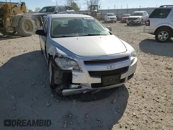 ✅ 2011 Chevrolet Malibu 1LS • VIN: 1G1ZB5E13BF251278 • Lot: 90515935. Listed on Copart with 191,322 mi. Free auction sales archive from the USA and detailed vehicle history report at DreamBid. Image 13.
