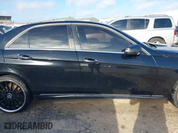 ✅ 2014 Mercedes-Benz E 350 Sport • VIN: WDDHF8JB7EA873591 • Lot: 43581079. Listed on IAAI with 206,097 mi. Free auction sales archive from the USA and detailed vehicle history report at DreamBid. Image 13.