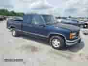 ✅ 1999 GMC Sierra 1500 • VIN: 1GTEC19MXXR505798 • Lot: 55609605. Listed on Copart with 135,309 mi. Free auction sales archive from the USA and detailed vehicle history report at DreamBid. Image 4.
