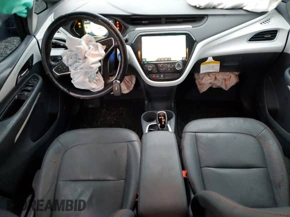 2021 Chevrolet Bolt EV Premier z VIN 1G1FZ6S03M4114176, wystawiony jako Copart lot #82215723 z przebiegiem 33 104 mil mil oraz . Historia ofert i sprzedaży dostępna na DreamBid. Obrazek 8.