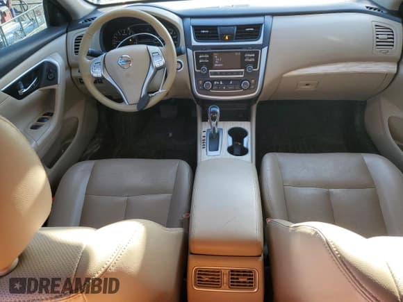 ✅ 2017 Nissan Altima SL • VIN: 1N4AL3AP5HC178477 • Lot: 48572875. Listed on Copart with 121,756 mi. Free auction sales archive from the USA and detailed vehicle history report at DreamBid. Image 8.