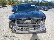 ✅ 2018 Chevrolet Silverado 1500 LT • VIN: 3GCPCREC0JG540636 • Lot: 92721245. Wystawiony na Copart z przebiegiem 164 314 mil. Bezpłatny archiwum sprzedaży aukcyjnych z USA i szczegółowy raport historii pojazdu na DreamBid. Zdjęcie 5.