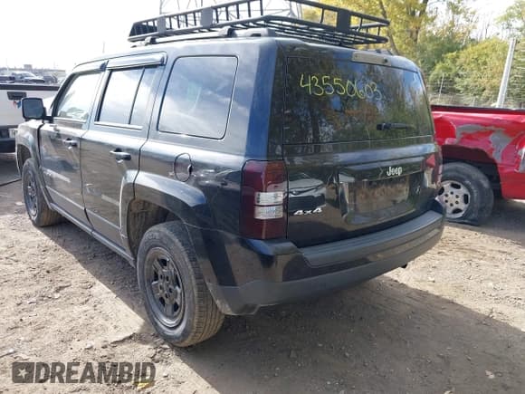 ✅ 2015 Jeep Patriot Altitude • VIN: 1C4NJRBB1FD331953 • Лот: 43550603. Опубликован ранее на IAAI с пробегом 164 352 миль. Бесплатный доступ к архиву аукционных продаж из США и подробный отчёт об истории автомобиля на DreamBid. Изображение 3.