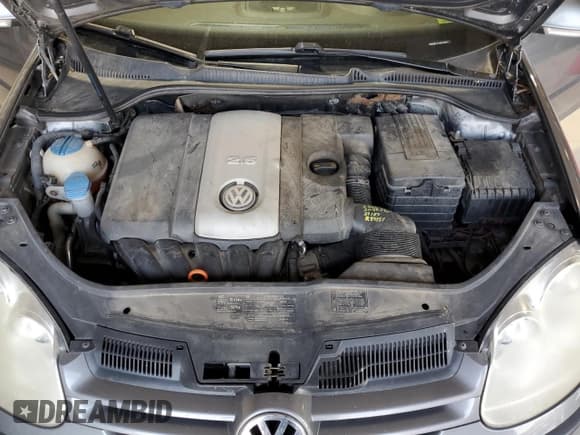 ✅ 2009 Volkswagen Rabbit S • VIN: WVWAB71K19W140611 • Lot: 62341455. Wystawiony na Copart z przebiegiem 196 979 mil. Bezpłatny archiwum sprzedaży aukcyjnych z USA i szczegółowy raport historii pojazdu na DreamBid. Zdjęcie 11.