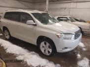 ✅ 2010 Toyota Highlander Limited • VIN: 5TDDK3EH1AS040114 • Lot: 43905641. Listed on IAAI with 240,905 mi. Free auction sales archive from the USA and detailed vehicle history report at DreamBid. Image 1.