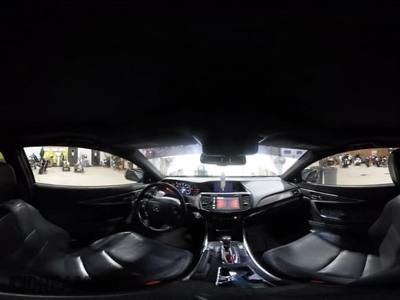 ✅ 2017 Honda Accord EX-L • VIN: 1HGCT2B89HA000153 • Lot: 43376485. Wystawiony na IAAI z przebiegiem 98 889 mil. Bezpłatny archiwum sprzedaży aukcyjnych z USA i szczegółowy raport historii pojazdu na DreamBid. Zdjęcie 21.