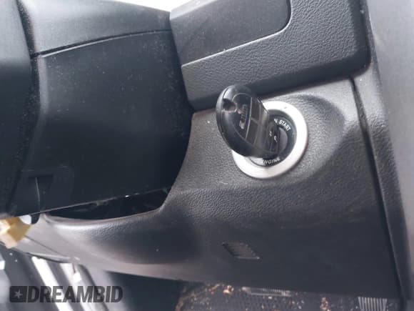 ✅ 2018 Ram 1500 Tradesman • VIN: 1C6RR6FG3JS147382 • Лот: 41251352. Опубликован ранее на IAAI с пробегом 166 066 миль. Бесплатный доступ к архиву аукционных продаж из США и подробный отчёт об истории автомобиля на DreamBid. Изображение 11.